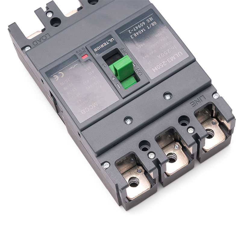 CM3250-3 Moulded Case Circuit Breaker