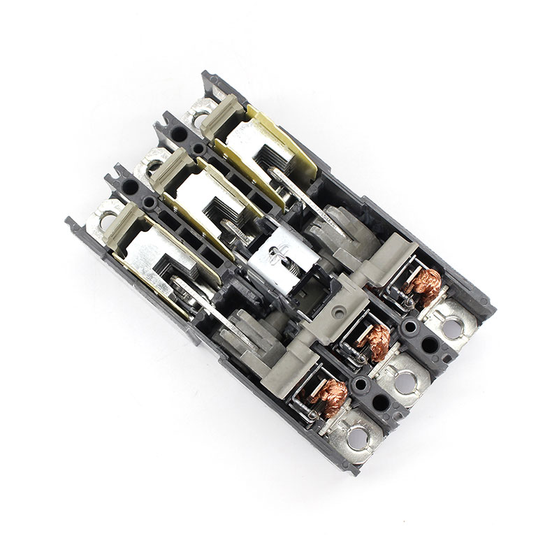 EZC100-3 Moulded Case Circuit Breaker